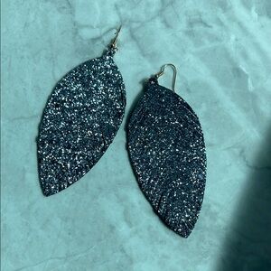 Sparkling Black Leaf Earrings